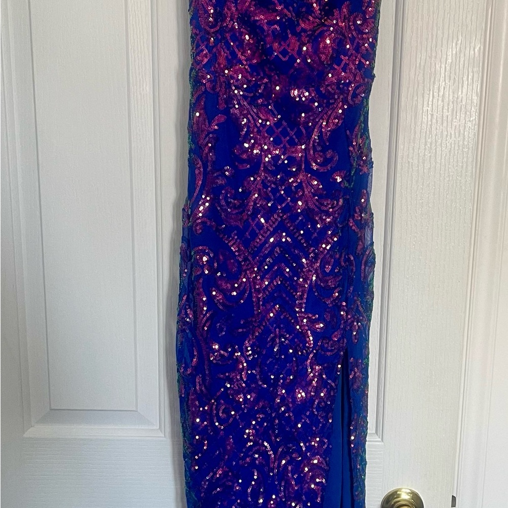Sequin Embellished Royal Blue Evening Dress